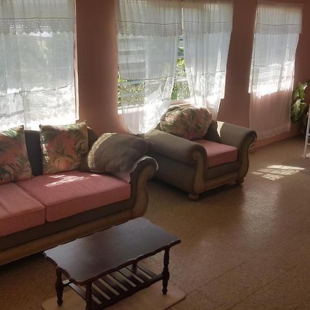 Apartmán Rain Bridgetown Exteriér fotografie